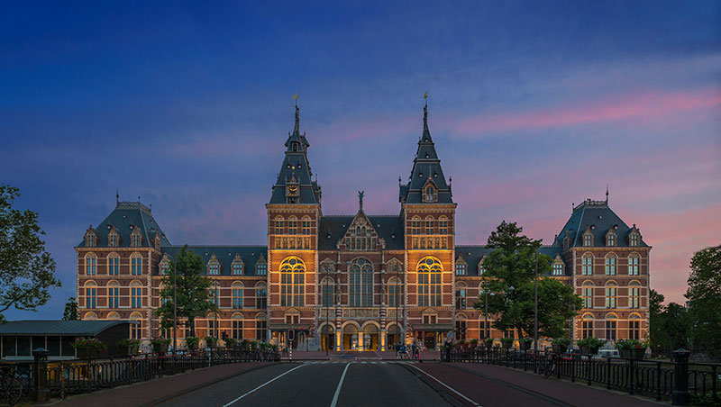 Amsterdam-Eric-Vökel-Rijksmuseum-2014-John-Lewis-Marshall