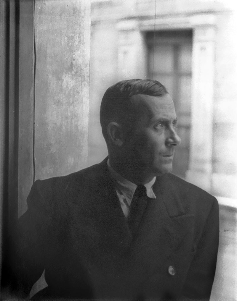 Fundació-Joan-Miró-Portrait