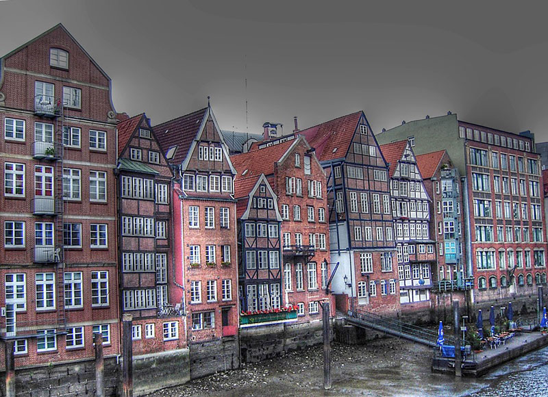 Hamburgo-port-dyke-road